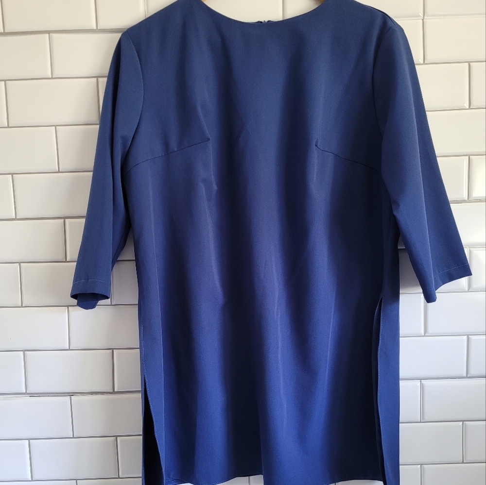 NWT Women’s Blouse Tunic Top Medium Weight Side Slits 3/4 Sleeves